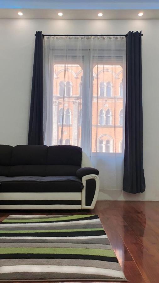 Green Panda Apartments Budapest Bagian luar foto